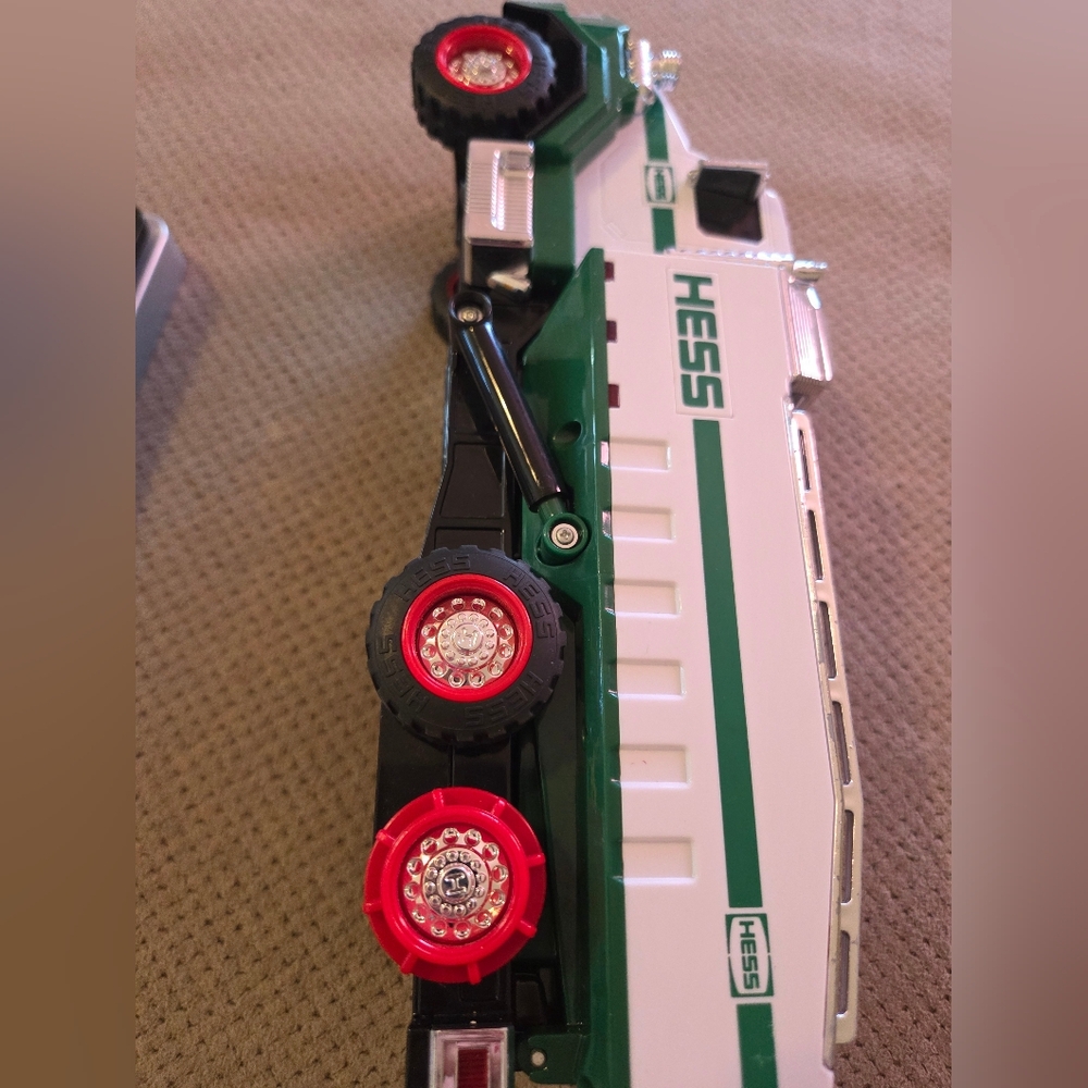 2017 Hess Dump Truck and Loader with Functioning Lights and Sound Preowned - Picture 16 of 16